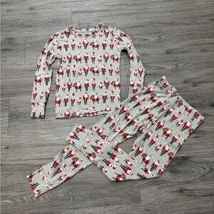 🎁 GAP Kids Gray Santa Print Organic Cotton Pajama Set – Size 8